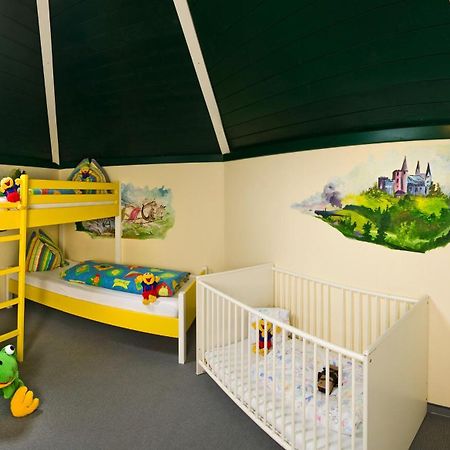 Smileys Kinderhotel Trebesing Bagian luar foto