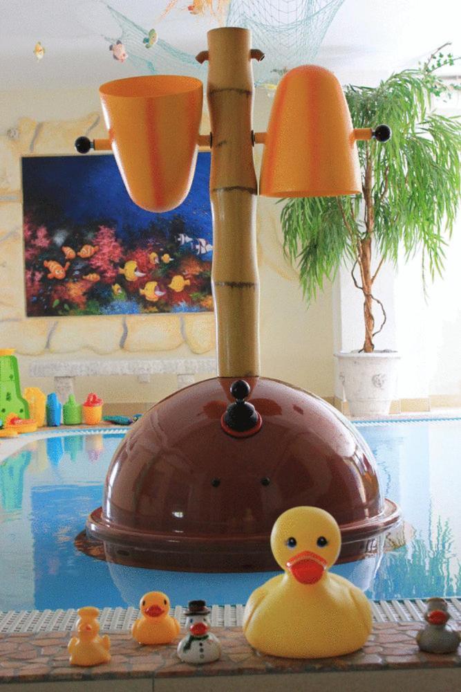 Smileys Kinderhotel Trebesing Bagian luar foto