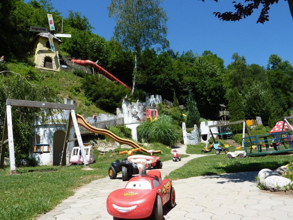 Smileys Kinderhotel Trebesing Bagian luar foto