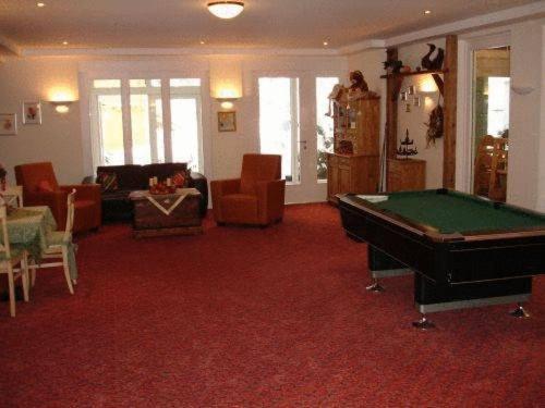 Smileys Kinderhotel Trebesing Bagian luar foto
