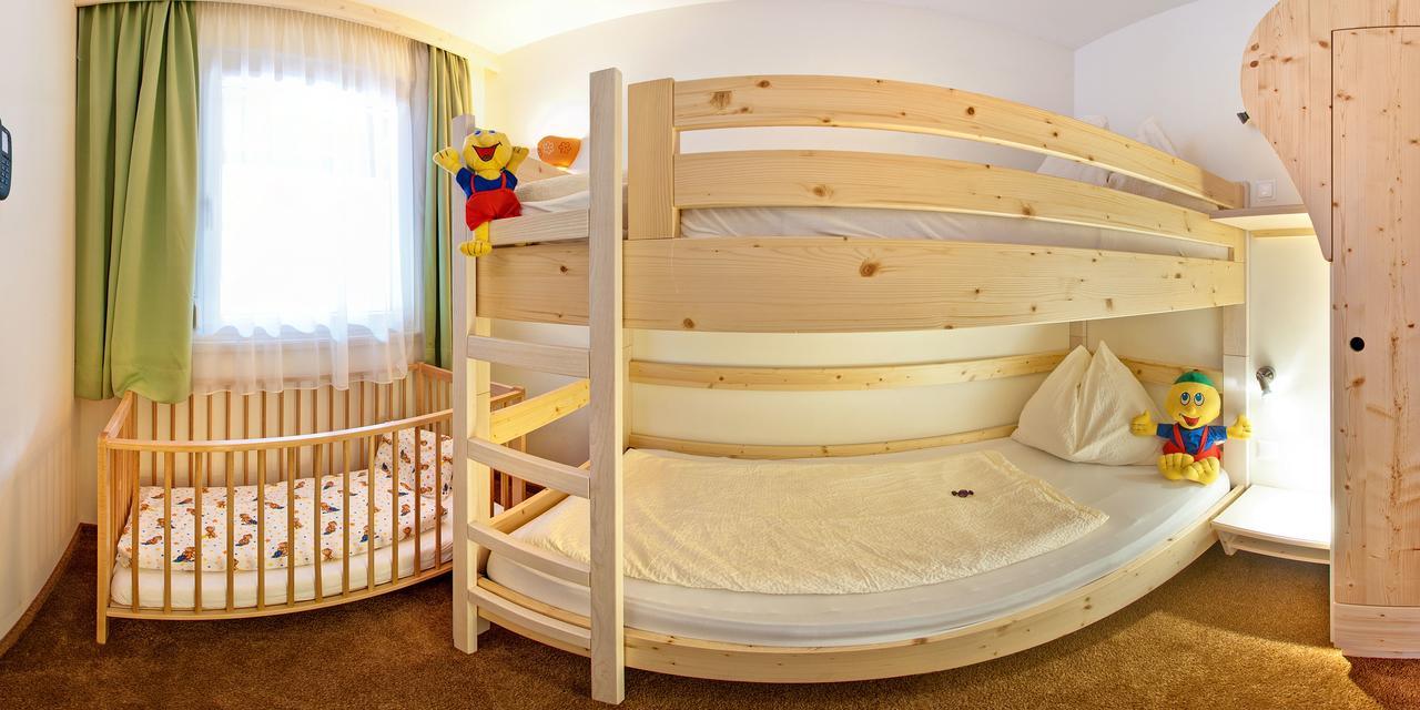 Smileys Kinderhotel Trebesing Bagian luar foto